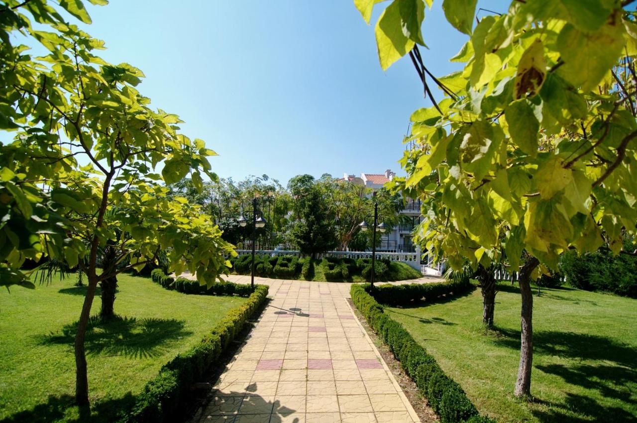 Отель SOUTH BEACH Apart Complex Свети-Влас-5