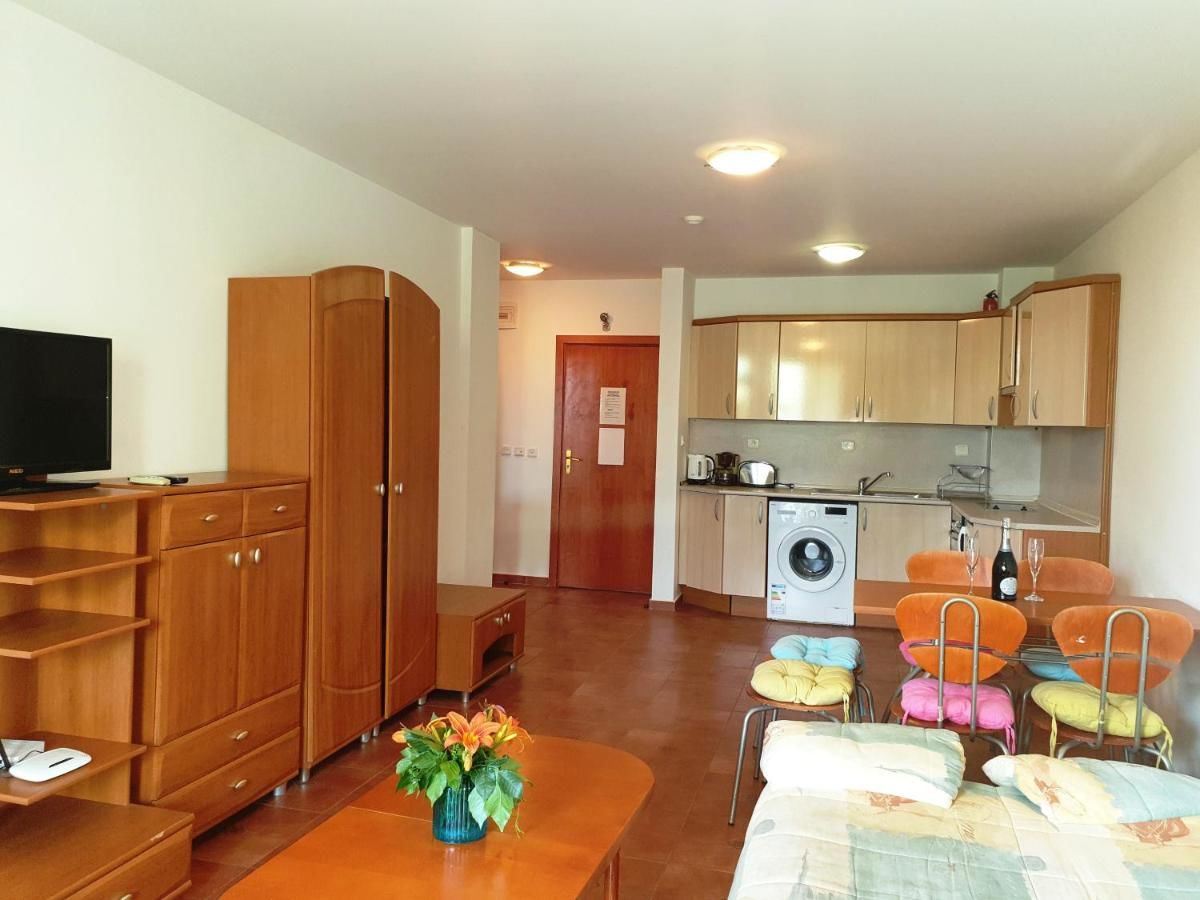 Отель SOUTH BEACH Apart Complex Свети-Влас-10